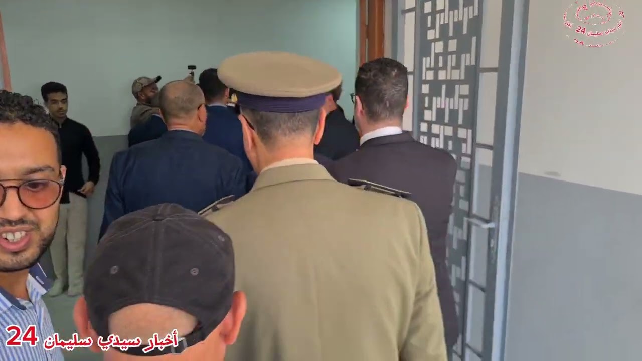 عامل إقليم يقوم بزيارة الطريق الرابطة بين #سيدي_سليمان والقنيطرة واحد المدارس القصيبية