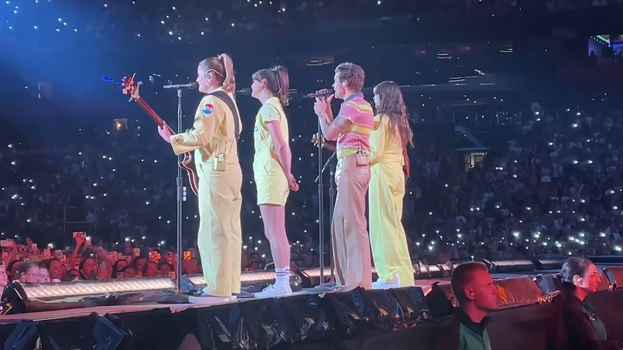 HARRY STYLES - MATILDA (LIVE @ JOHAN KRUIJFF ARENA , AMSTERDAM)