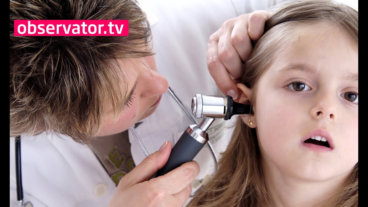 Ghidul pentru curăţarea urechilor copiilor. Sfaturile specialiştilor