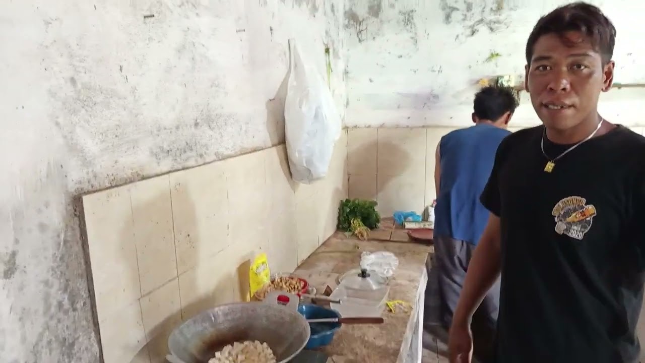 KEGIATAN MASAK DI MADURA HARI INI