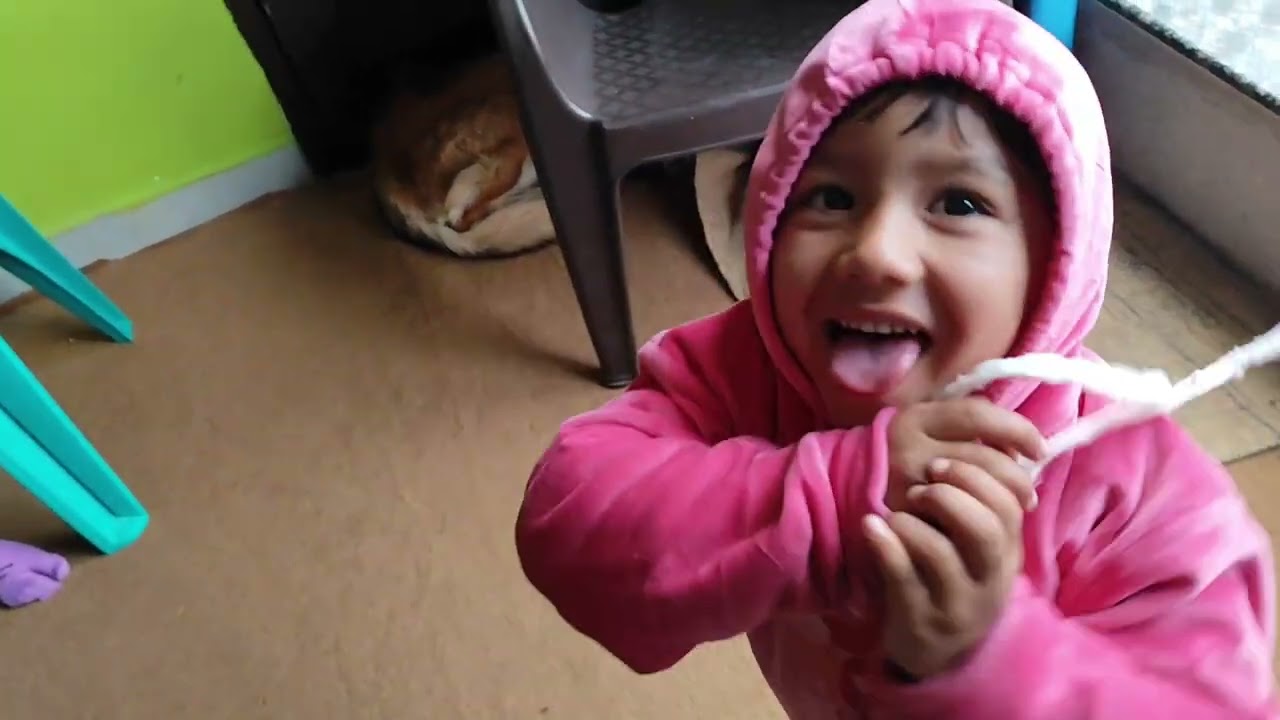 Yashu ke khiloney 🤩😆😁😊🤣🥰😍😃😂❤️🚁🔫 #toyswala #funnybaby #cute #funnyclips #viralvideo #vlog 