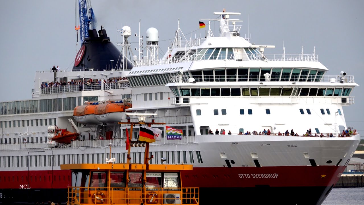 Otto Sverdrup Hurtigruten / Auslaufen Hamburg 02.08.2024