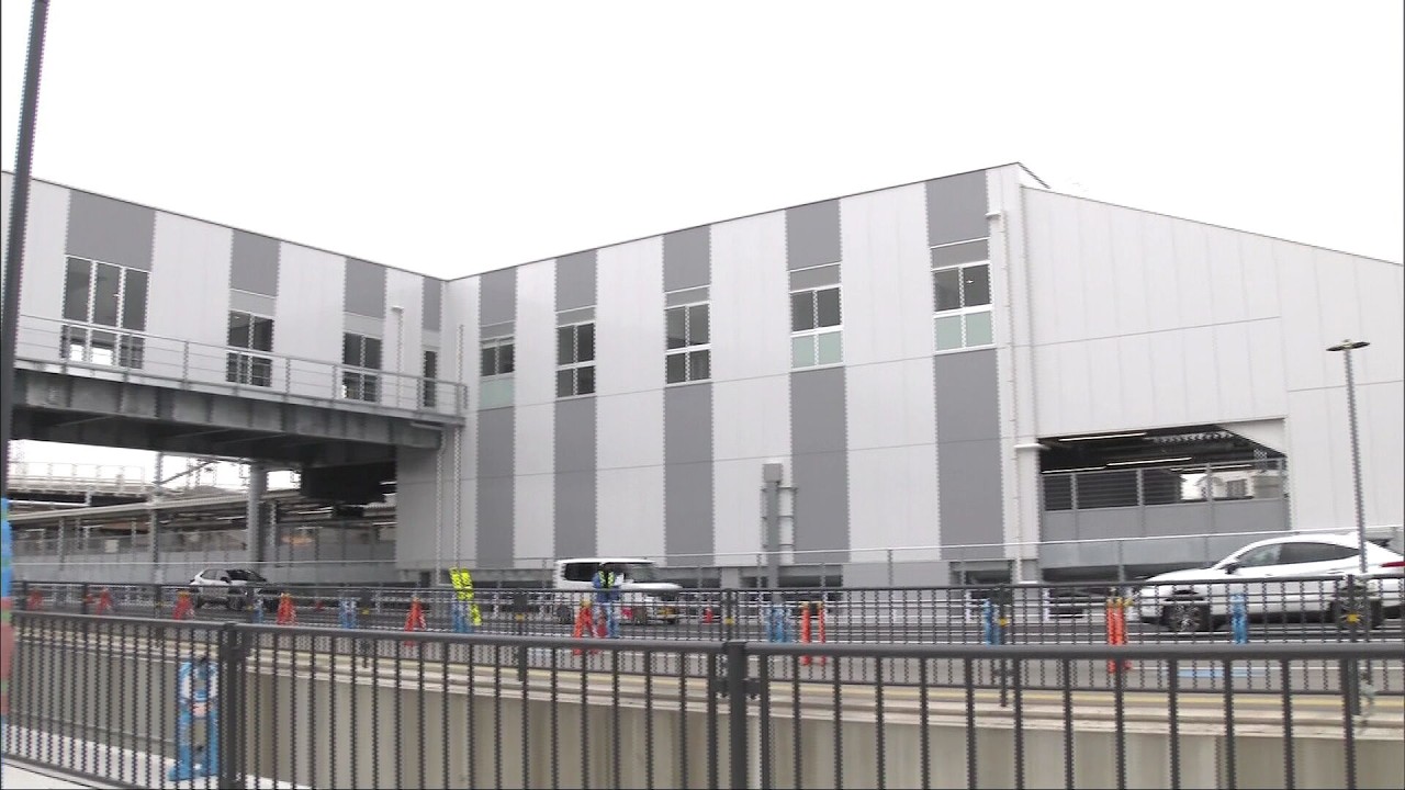 間もなく開業「手柄山平和公園駅」　駅舎を公開