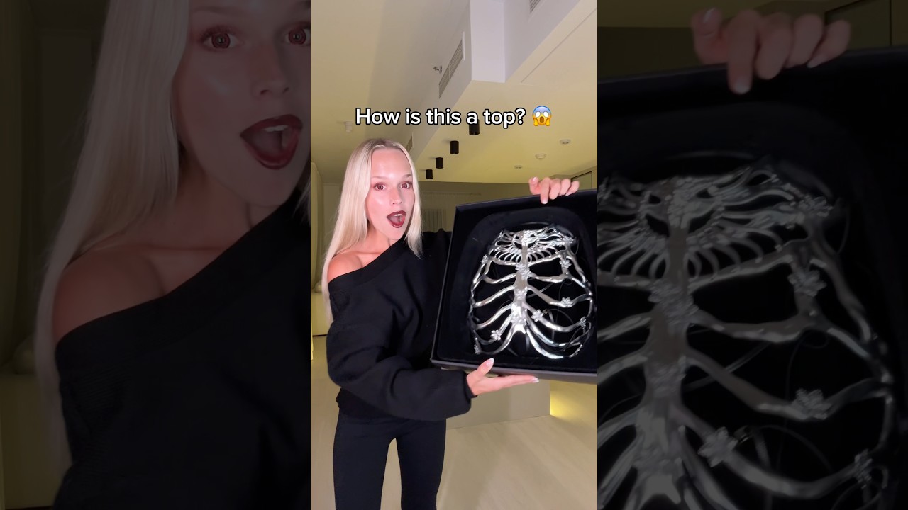 Grwm for a Vampire Halloween costume party 🧛&zwj;♀️ #halloweencostume #vampirecostume #grwmhalloween