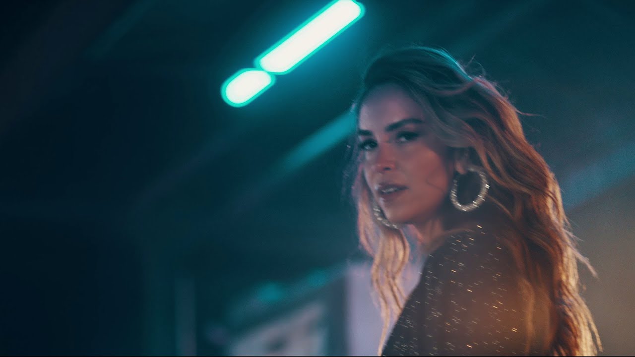 Cansu Kurtcu - Kalbim Ellerinde (Official Video)
