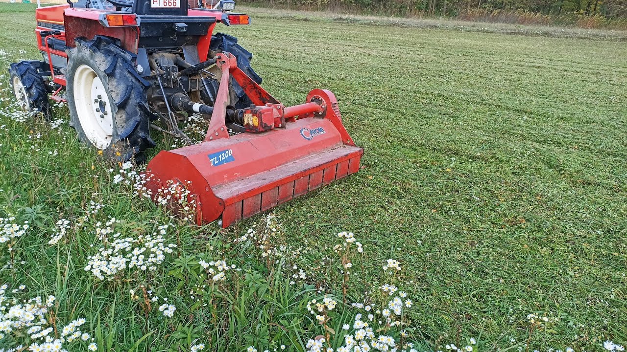 Yanmar + Caroni vizes fűnyírás