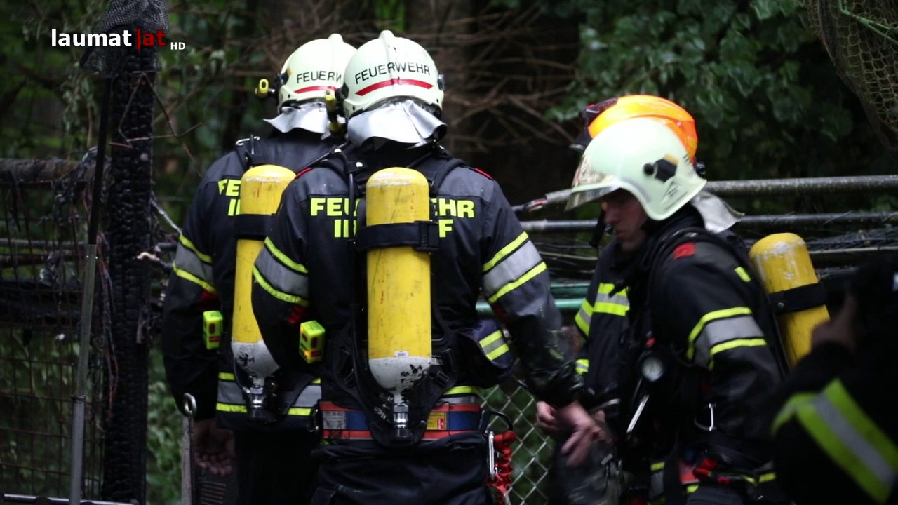 Vollbrand einer Fischerhütte in Kremsmünster erfordert größeren Einsatz der Feuerwehr