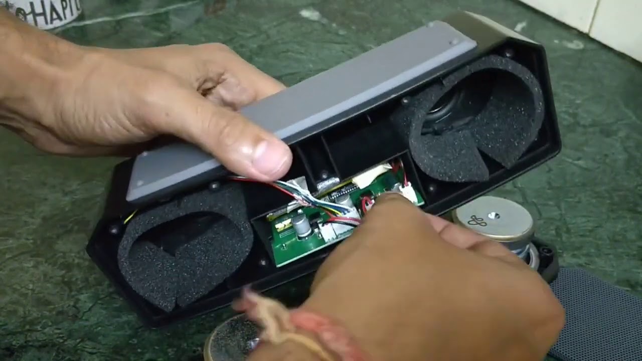 What's inside Bluedio BS6 Bluetooth Speaker   Have a look