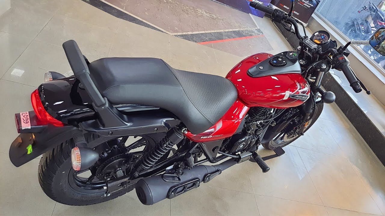 2024 Bajaj Avenger 160 Street Detailed Review ~ On Road Price & All Colors | Mileage