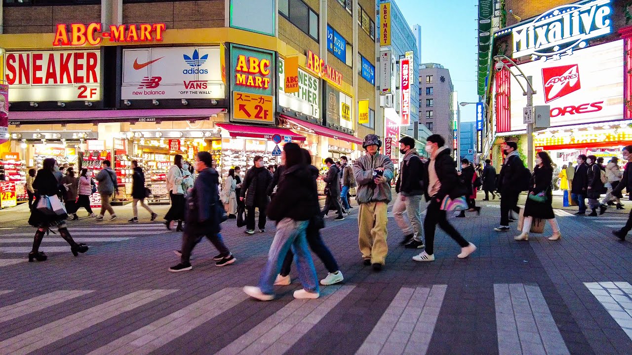 Tokyo Day Walk - Ikebukuro, Japan【4K HDR】