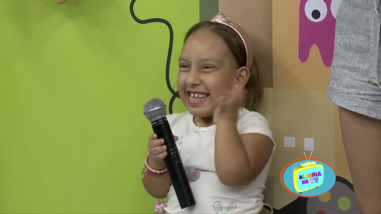 MC Divertida no Alegria na TV -  bloco 1