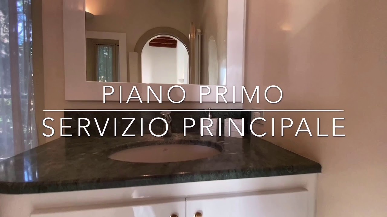 Villa d'Epoca nel centro storico di Carate Brianza