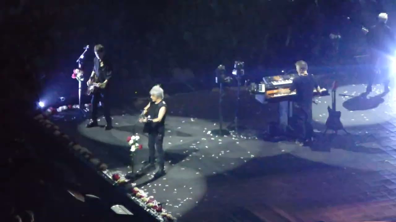 Ladyboy par Indochine @ Bercy le 3 mars 2026