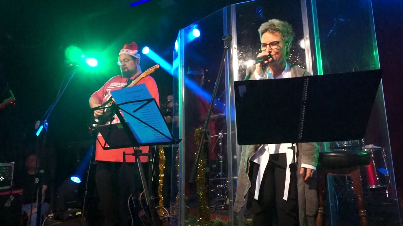 Сурганова и Оркестр - Бессонница. 22.12.2017 Клуб 16 тонн.