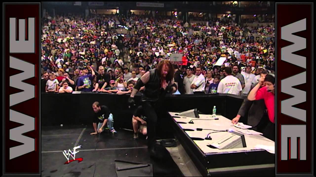 Triple H, Mr. McMahon & Shane McMahon vs. The Rock, The Undertaker & Kane - WWE Championship Six-Man