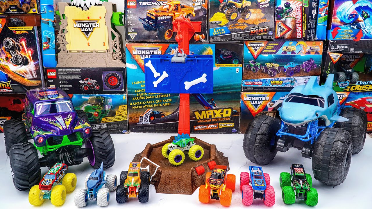 Monster Jam Collection Unboxing Review | Monster Jam Monster Mutt Dalmatian Blastin&rsquo; Bones Set