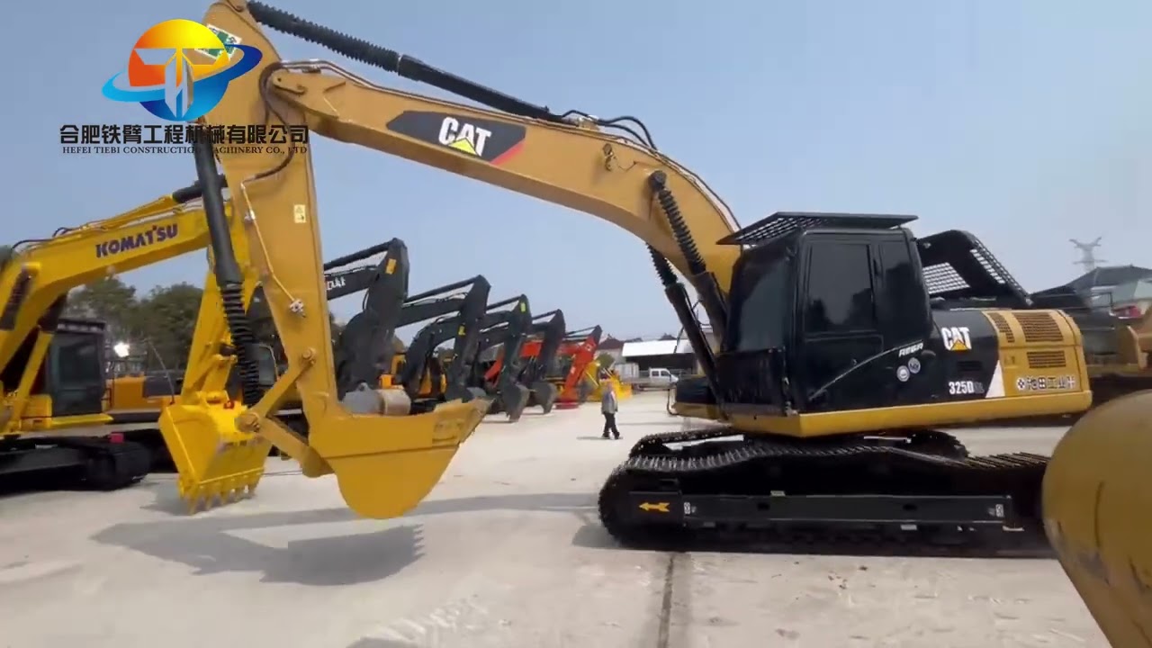 Caterpillar CAT325D excavator operation demonstration