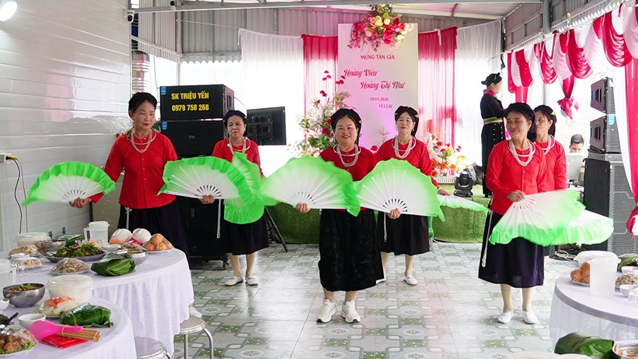 M&uacute;a ch&agrave;o xu&acirc;n sang - CLB Hội N&agrave;ng d&acirc;u họ Hương V&acirc;n x&atilde; Xu&acirc;n Giang TQ | Thủy Đại TV