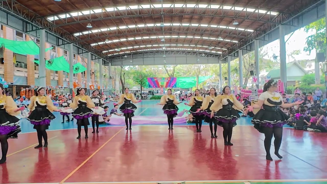 รักนิรันดร์...พระพันปีหลวง  คณะสีม่วง  "ร่มไทรเกมส์ 68" โรงเรียนวัดไทร เขตจอมทอง ( 23 ม.ค. 69)
