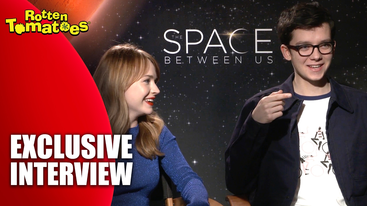 'The Space Between Us' Cast's Favorite Earth Things - Exclusive Interview (2017)