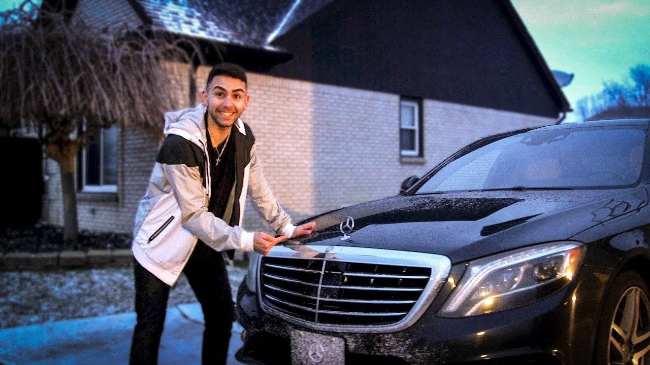 BUYING MY DREAM CAR AT 16 from Playing MINECRAFT