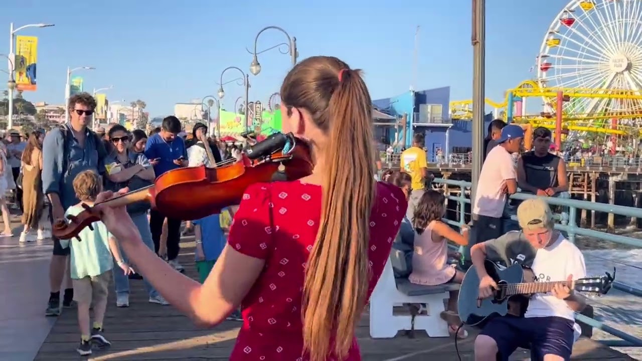 Ani Leva played Señorita