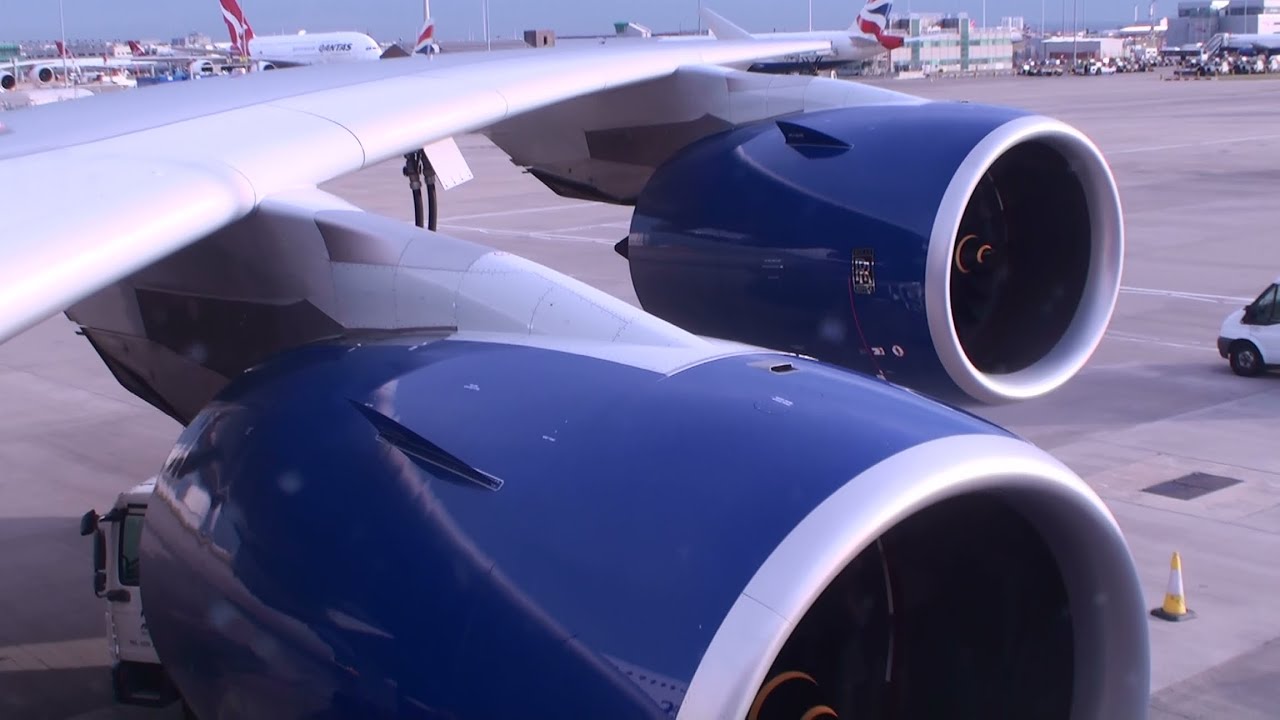 First British Airways A380: Takeoff at London Heathrow Airport (full HD)