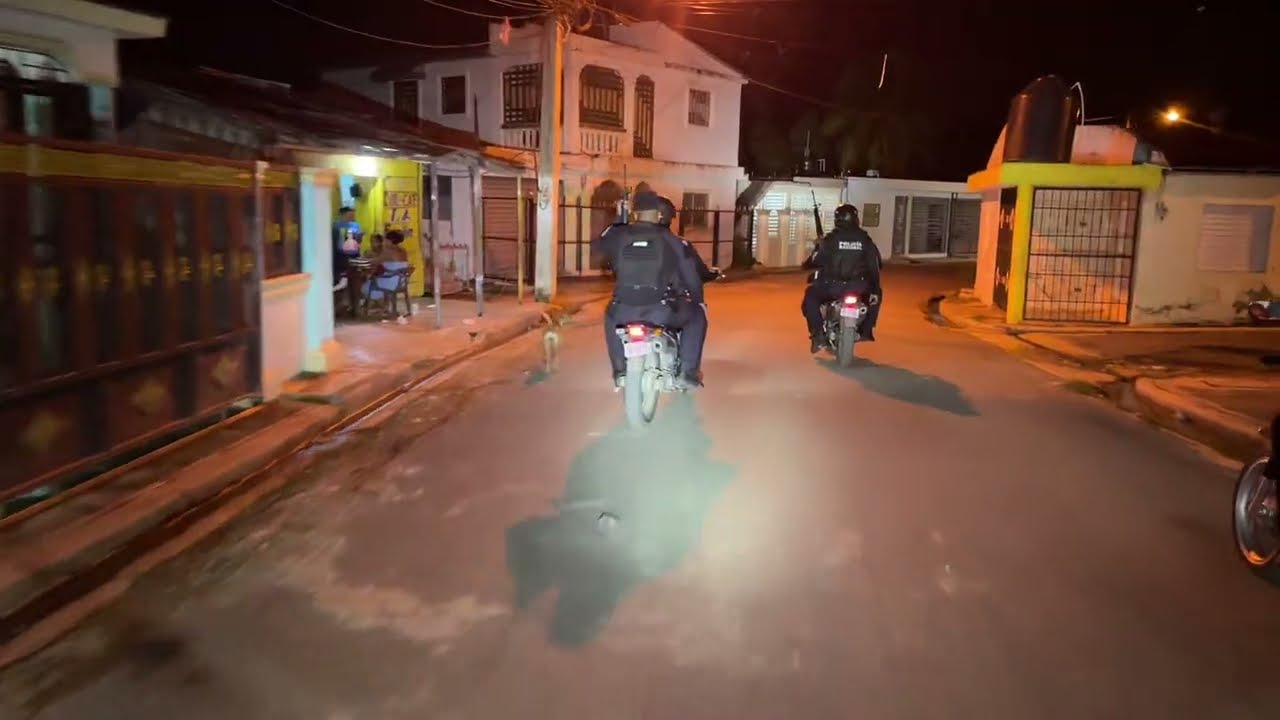 OPERATIVO  DE LA POLICIA EN SAN FRANCISCO DE MACORIS