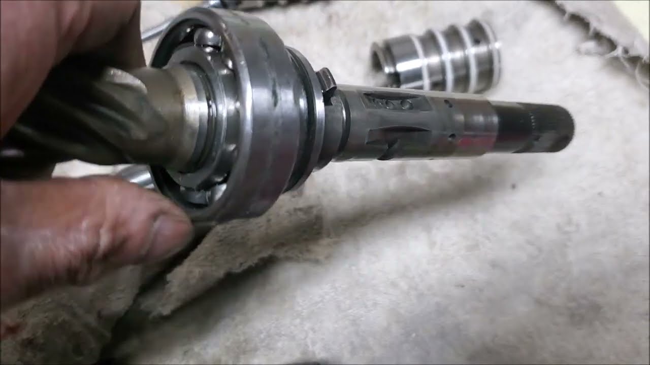 Triumph Stag - Power steering - Control valve. Part 2