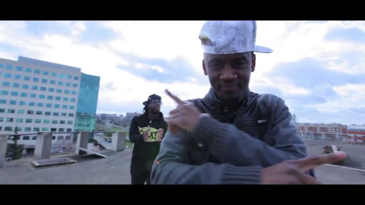 BLACK M LES YEUX PLUS GROS QUE YOUSSOUPHA