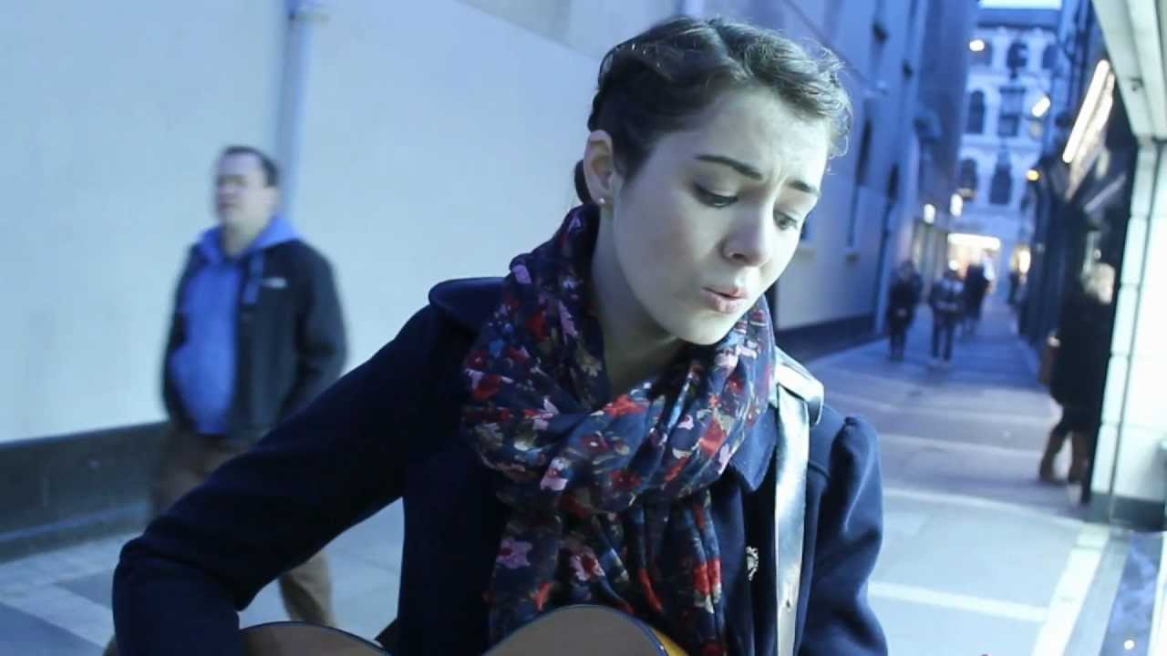 Riaghan - Grafton Street (Dublin Calling session)