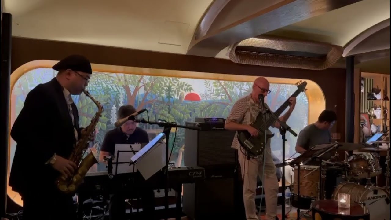 4 Piece band, Sax, Bass, Drums, Keys