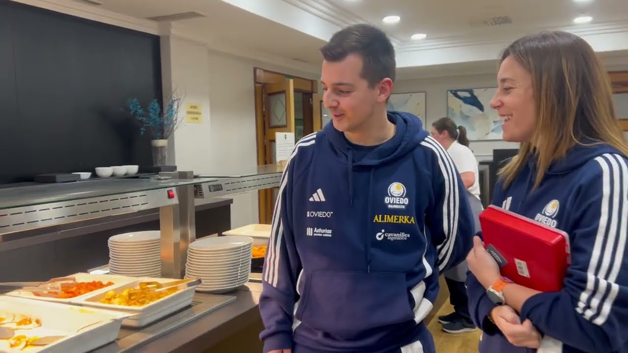Desde el fondo del Palacio | Inside Jornada 18 | Monbus Obradoiro - Alimerka OCB