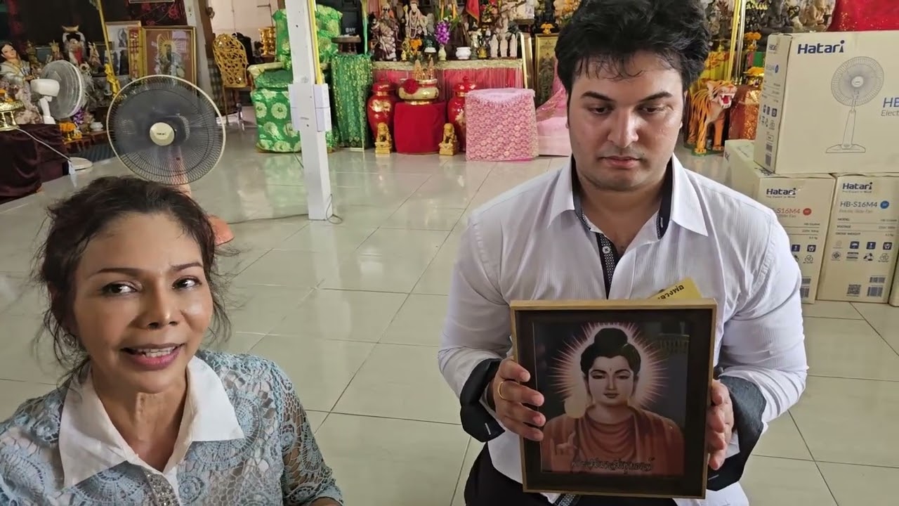 หน้าคล้าย Buddha  จิตใจงดงาม