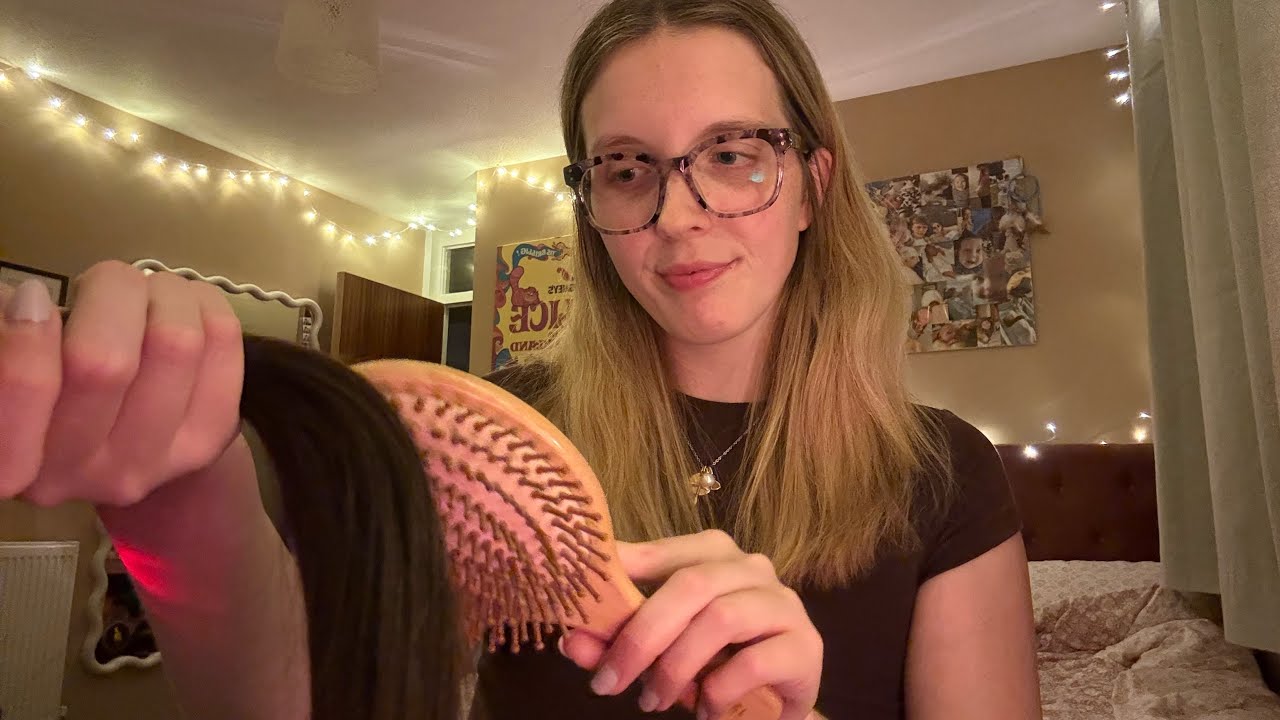 ASMR kind girl in the back of class plays with your hair👩🏼‍🏫