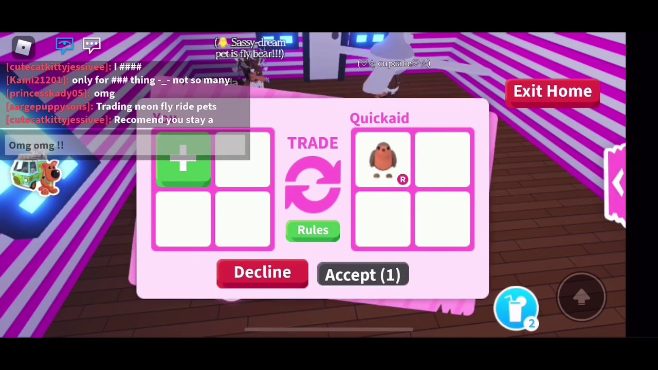 PLAYING MUSICAL CHAIRS WHILE EATING TAKIS ASMR + FANS GIVING ME STUFF IN ROBLOX