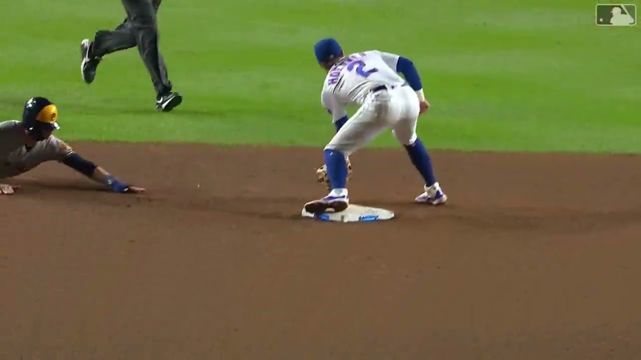 Yan Gomes Nabs Christian Yelich in the 8th