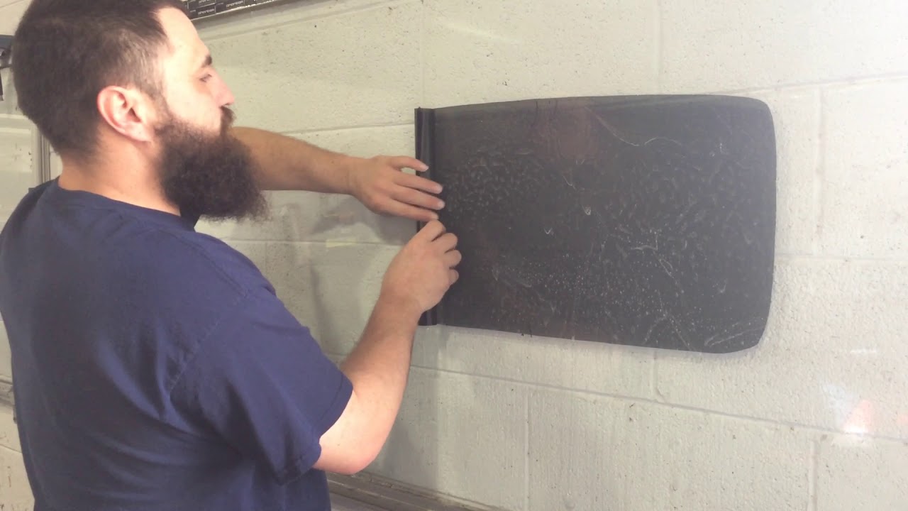 Hand cutting convertible rear window: how to tint car windows