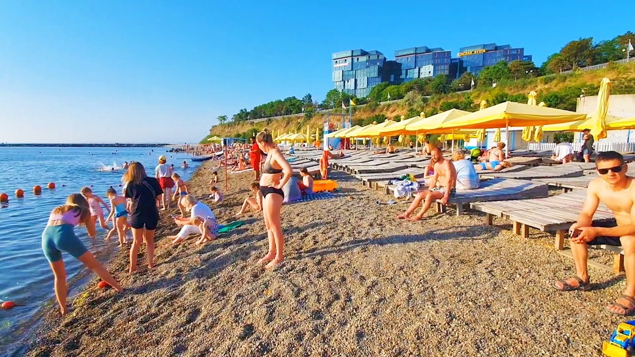 #АНАПА НАЛЁТЧИКИ НА ПЛЯЖЕ. ДЕРЕВЬЯ ЗАГИБАЮТСЯ. ВОДУ ДАЛИ. ТУАЛЕТЫ ОТКРЫЛИ. ВЫСОКИЙ БЕРЕГ.