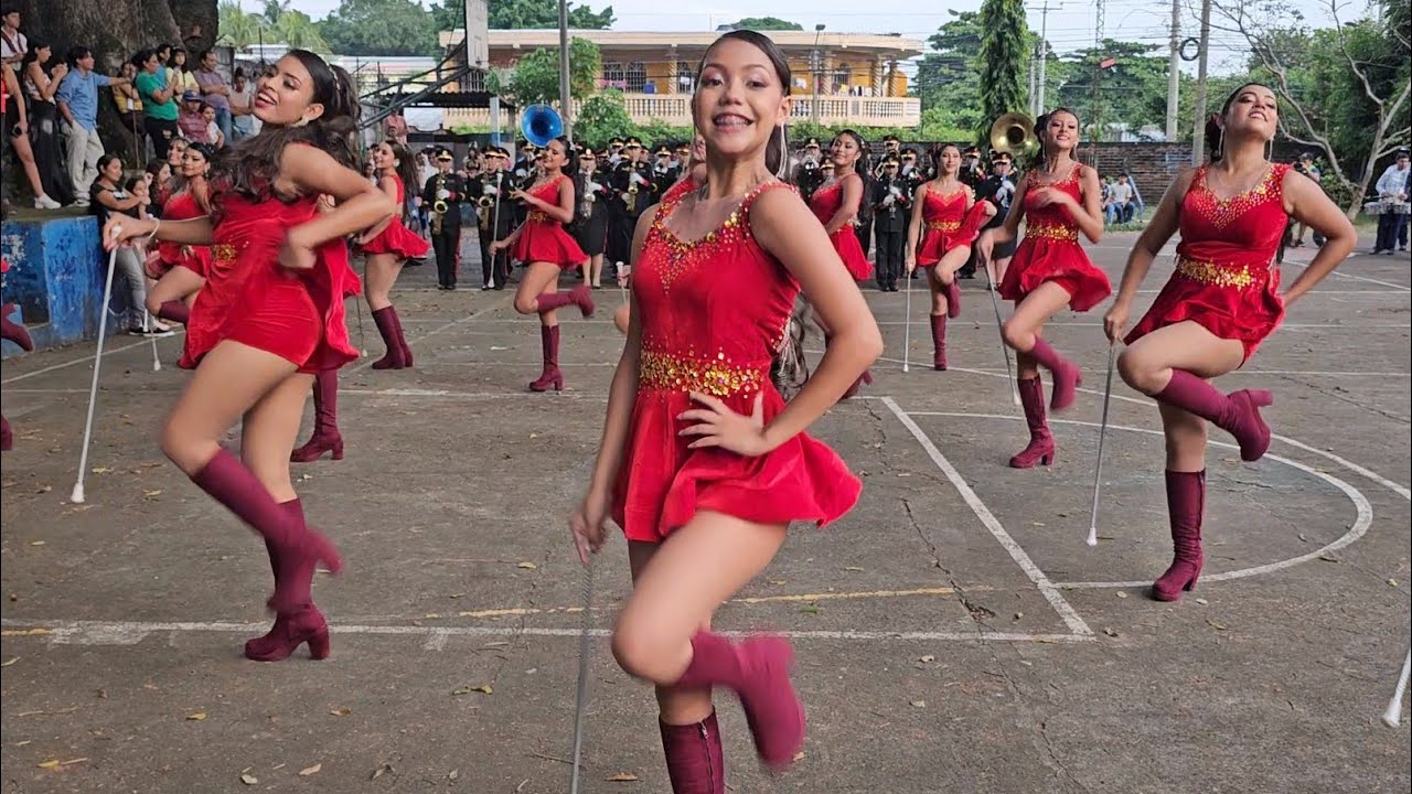 💃 Grandiosa presentación de I. N. THOMAS JEFFERSON en Sonsonate 👏👏👏