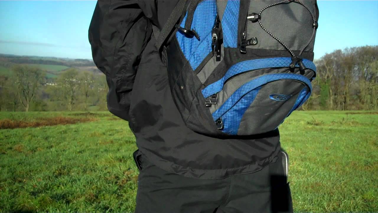 Urinating in nature - In the cotswolds