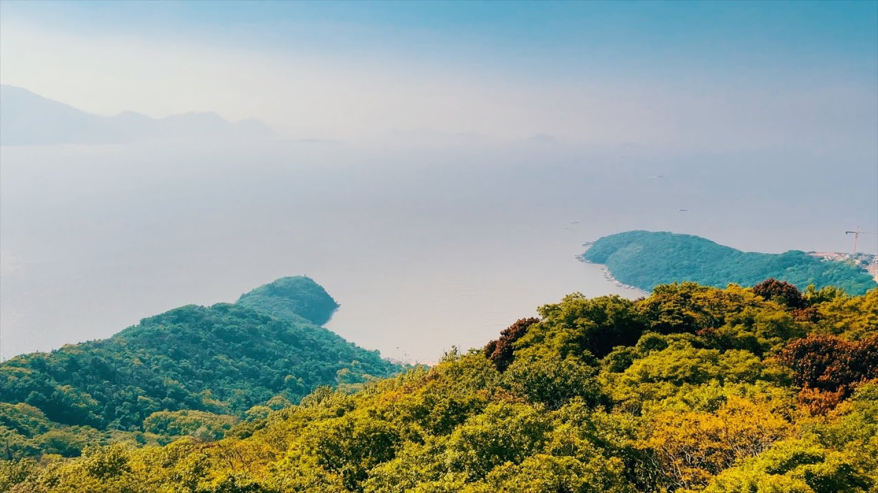 Visiting Putuoshan: China’s Most Beautiful Buddhist Island | 普陀山之旅：寻访观音菩萨的圣地 | China Travel（4K）
