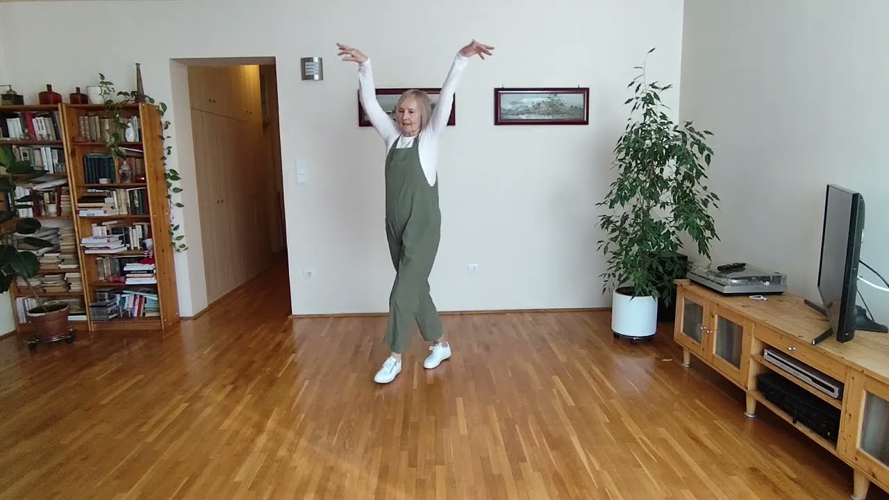 Mambo Italiano 26' Line Dance