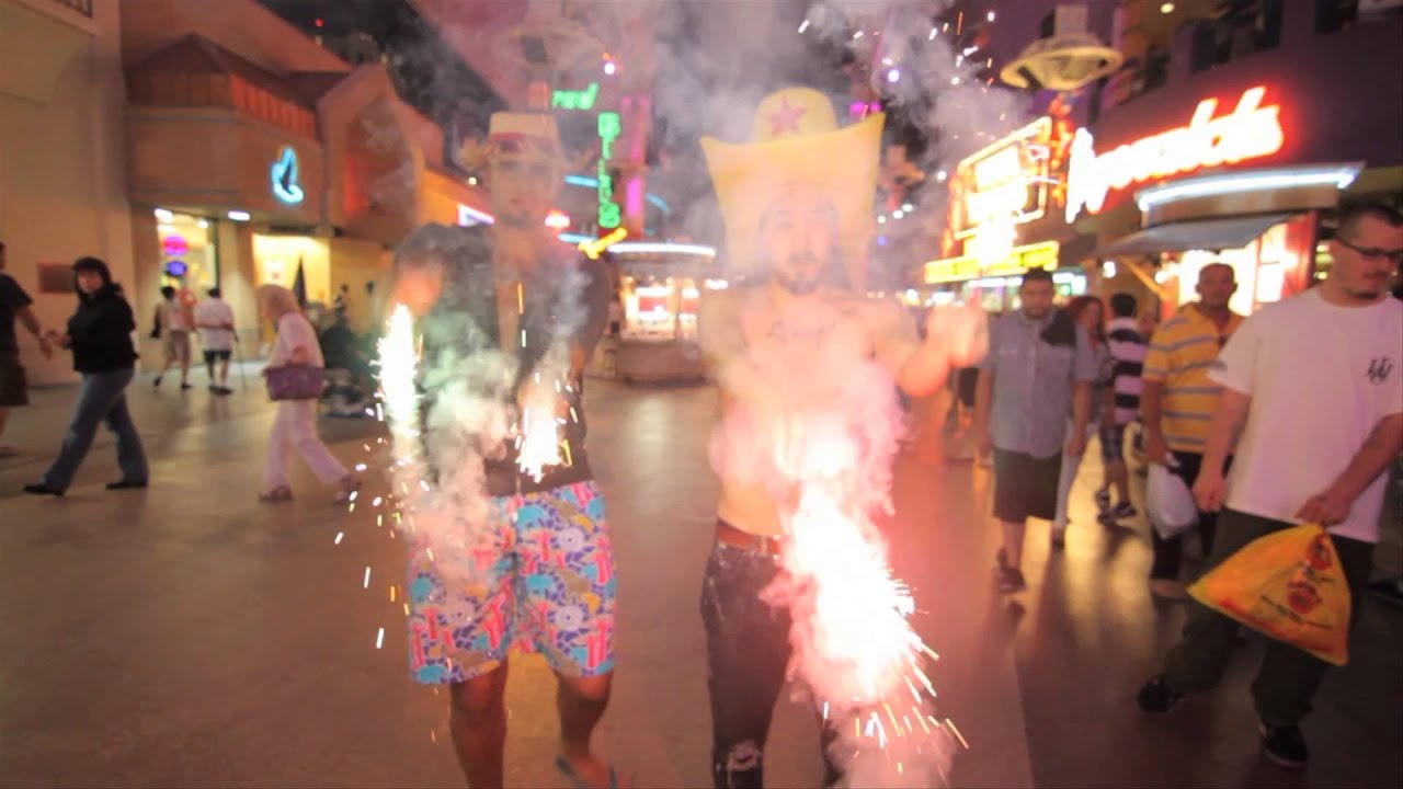 Afrojack & Steve Aoki - No Beef ft. Miss Palmer (Official Video)
