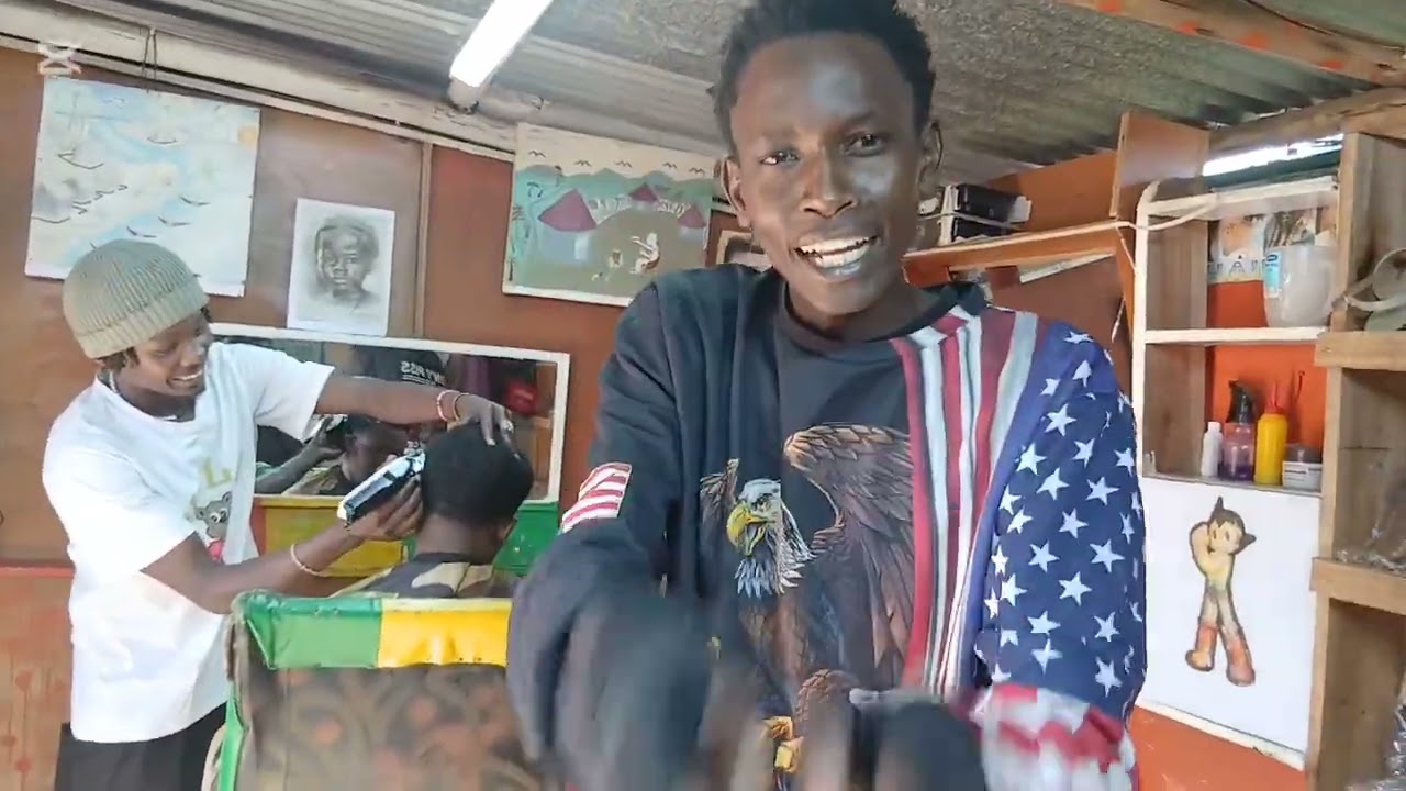 Jamaican boy Shaving a Somalian boy in the  village very interesting❤💛💚//I am Marwa