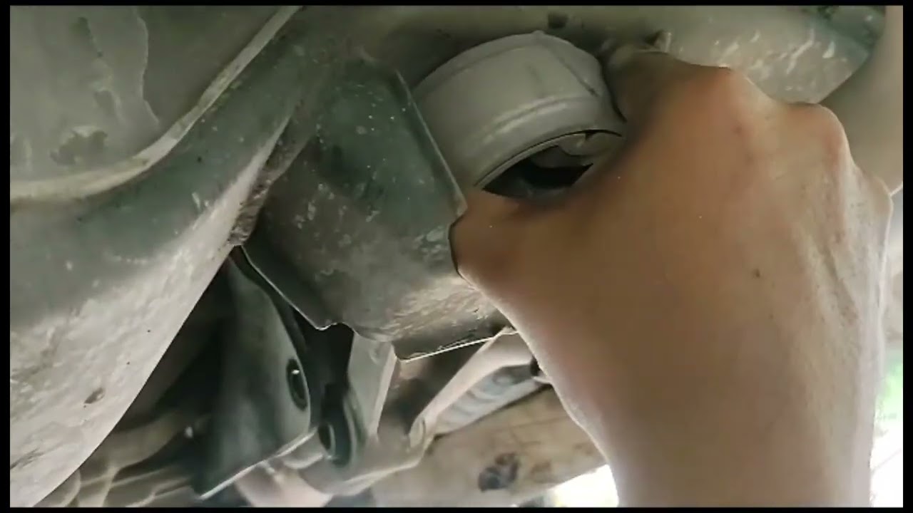 Como cambiar el soporte de motor trasero (HUESO) del chevrolet BEAT