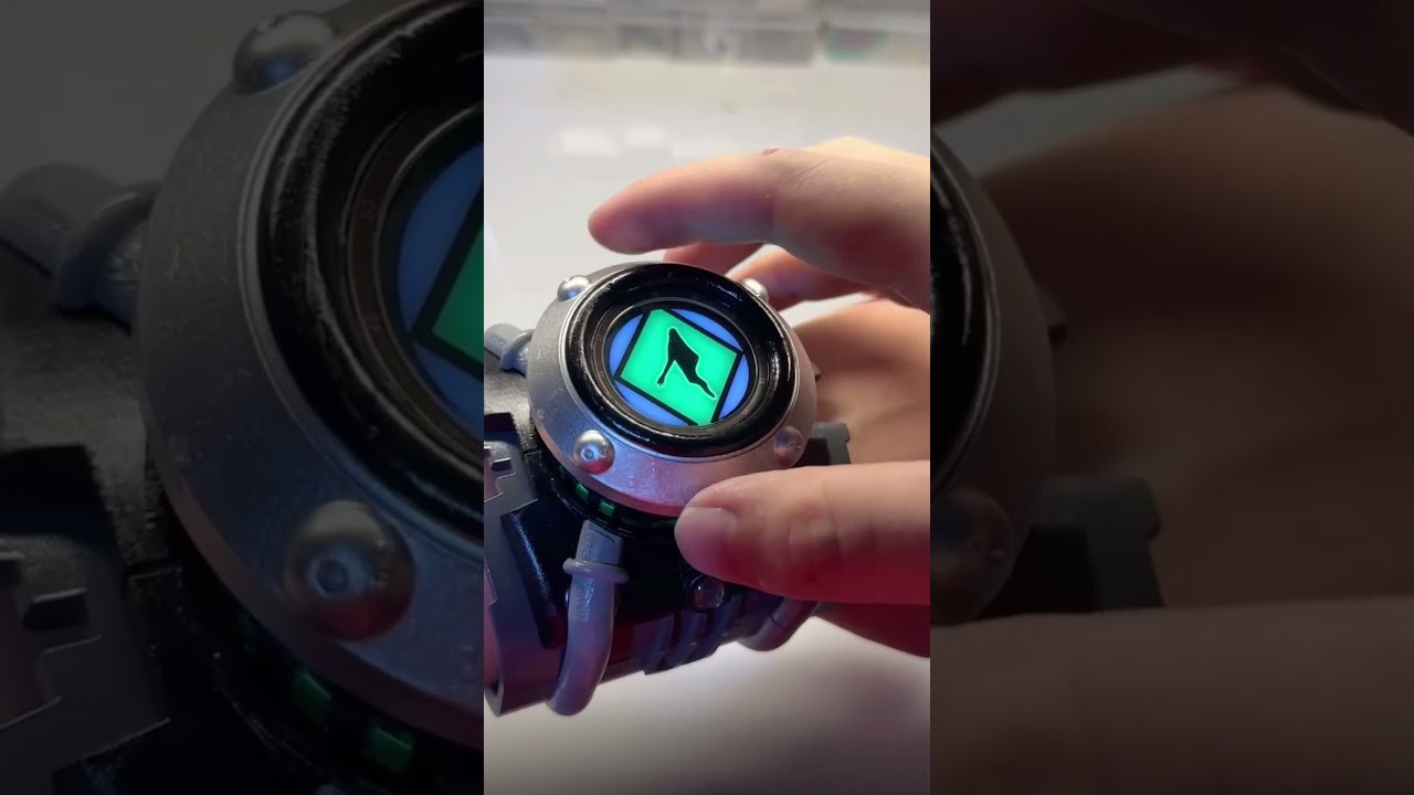 Ben 10 Omnitrix with smart watch inside--pop up