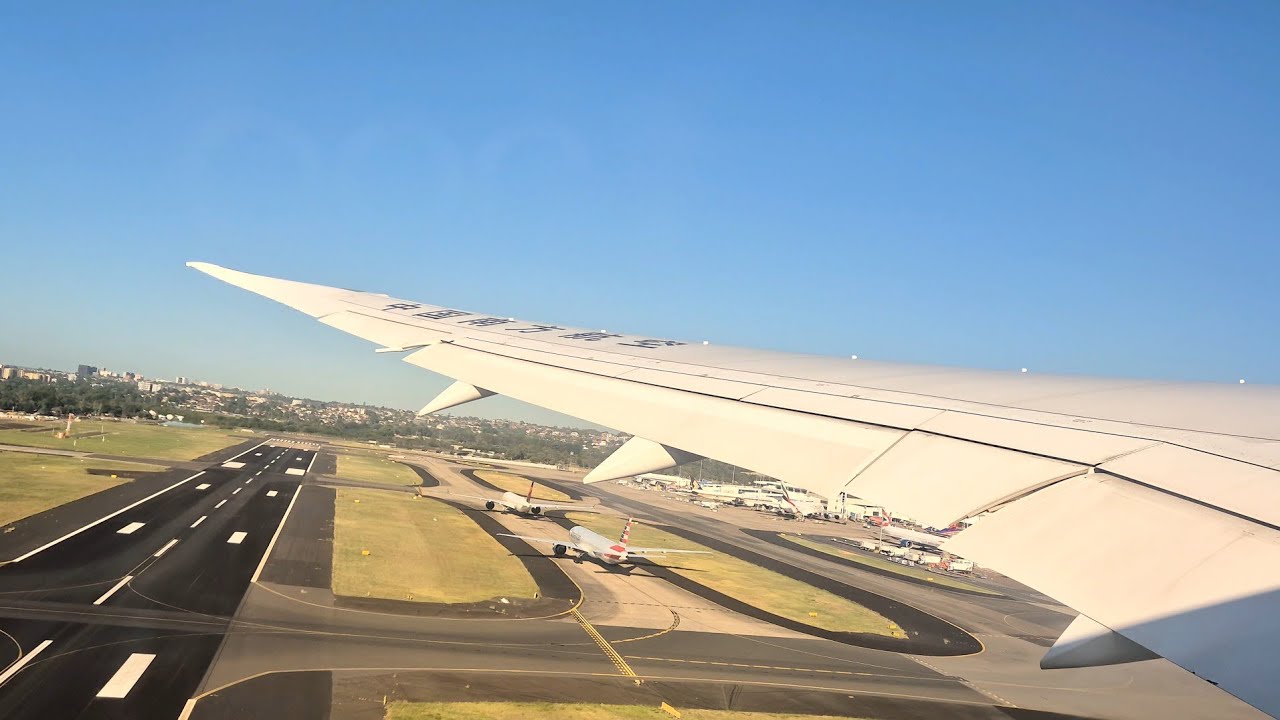 CHINA SOUTHERN Boeing 787-9 Dreamliner Takeoff from Sydney