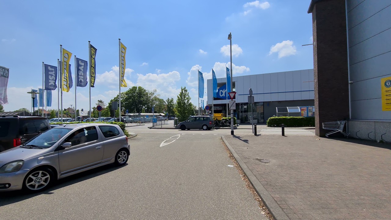 Hulst winkelcentrum stationsplein 29 mei 2021