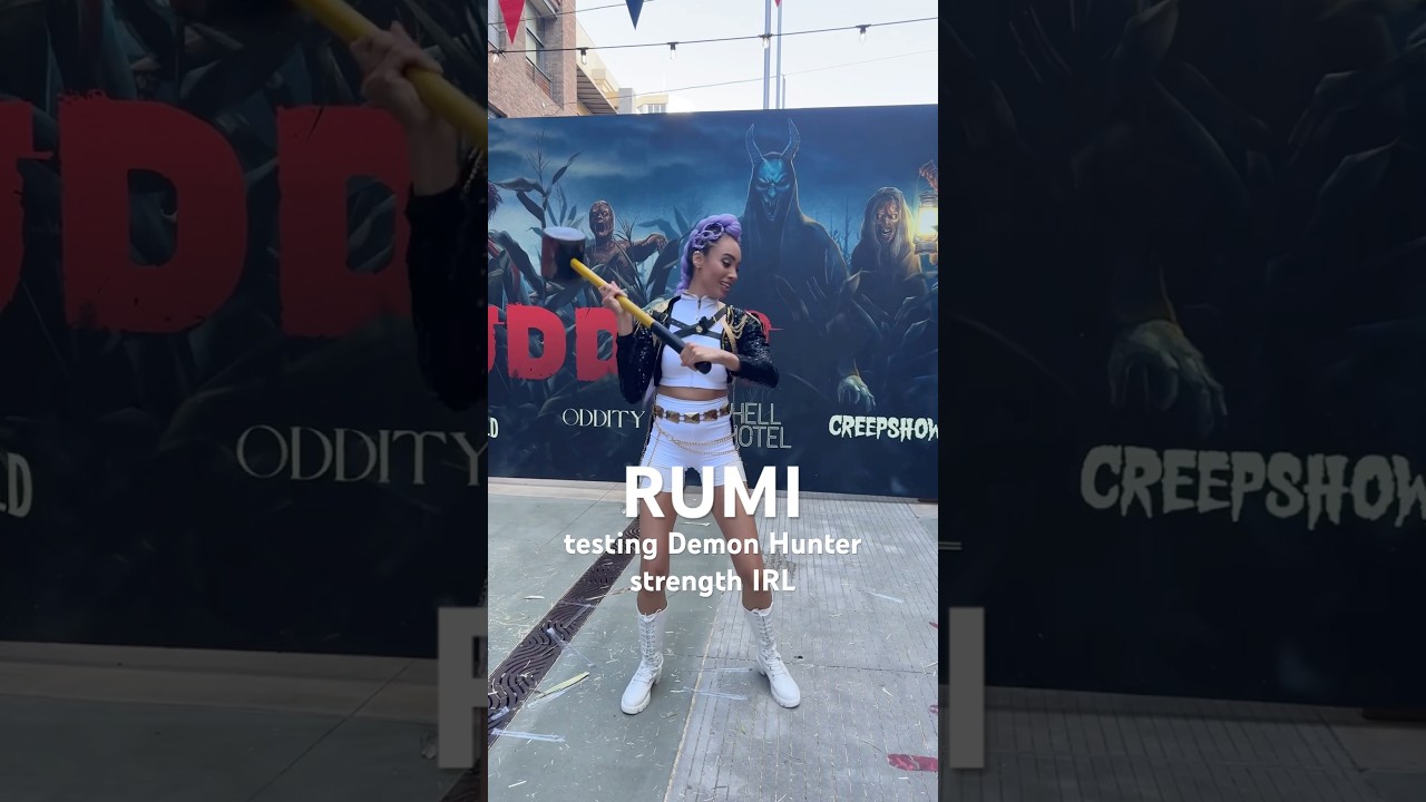 Real life RUMI from KPop Demon Hunters tests her strength 💪🏽😳 #sdcc #cosplay #kpopdemonhunters
